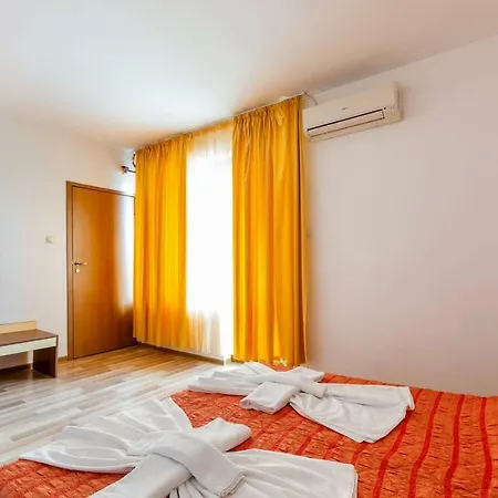 Quiet Double In Dafinka Pr Feriehus Burgas City