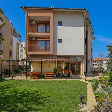 Quiet Double In Dafinka Pr Burgas City